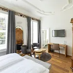 Wyndberg Hotel *